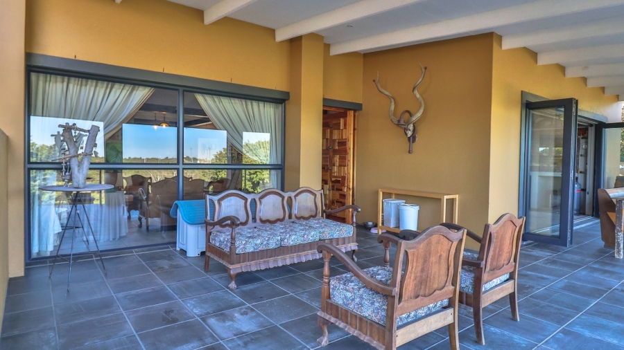9 Bedroom Property for Sale in Onrus Western Cape